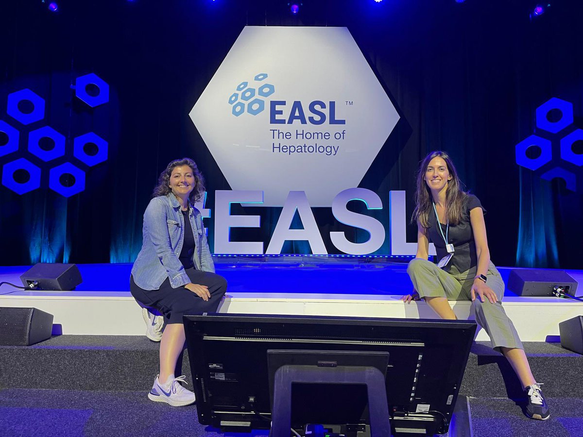 DigestivoJerez's tweet photo. Nuestras compañeras de Hepatología, Dra Blanco y Dra Morales, están disfrutando estos días en el #EASLCongress en Milán! Una forma de compartir conocimientos sobre nuestra especialidad entre diferentes países europeos. https://t.co/2EyRJv7y2q