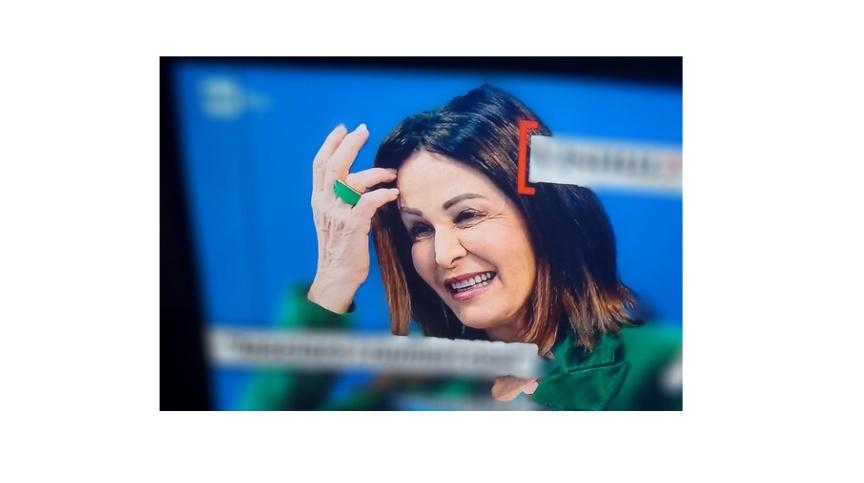 lyrcla_claudia's tweet image. Speriam che prima o poi vengano a prenderti a casa #ladra