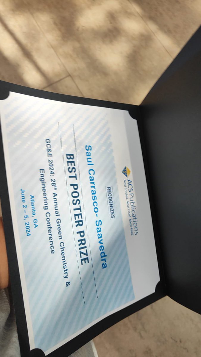 mota_josue's tweet photo. Kudos to @ChazzterSz for winning the Best Poster Prize at #GCandE, organized by the @ACSGCI! 🌟 Proud and thrilled that your work on #DeepEutecticSolvents and #Eutectogels is being recognized!
🏅🌱 🧩🧪✨
¡¡Goya!! 🎉🇲🇽 @Cfata_Unam
#PolymLab https://t.co/Aa64eSqgL3