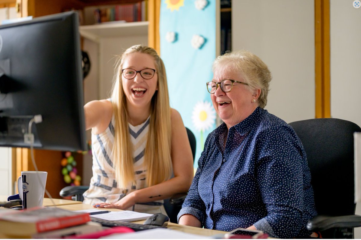 LincolnshireCC's tweet photo. Did you know if you need support to access digital technology there are services and events available across Lincolnshire? Find out more at #ConnecttoSupport https://t.co/utHzwfB0Sk https://t.co/WetdwsGcYz
