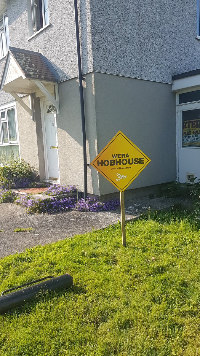 SBS_Bath's tweet photo. Support coming in for the @LibDems candidate @Wera_Hobhouse @bathnesld @timothyball @sarahm_twerton @Twertonlibdems https://t.co/llzkh2IV19