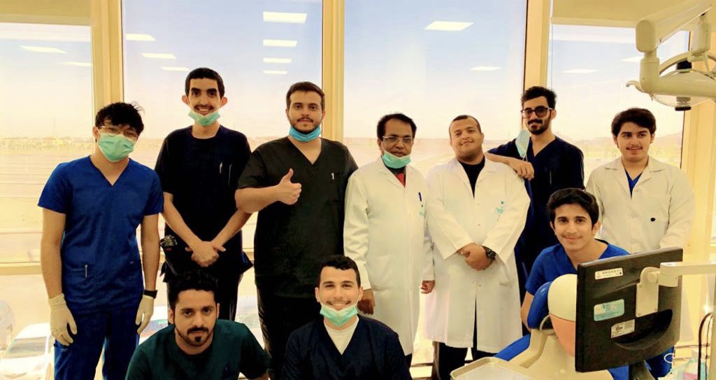 M_hutaylah's tweet photo. و أخيرًا |
المتعة ليست في الوصول ولا الرحلة ولا الطريق ، إنّما المتعة في الرفيق .. من تقاسمت معه حلاوة الطريق و مرارته .
#Dent439
#NU https://t.co/5ky5MD35eU