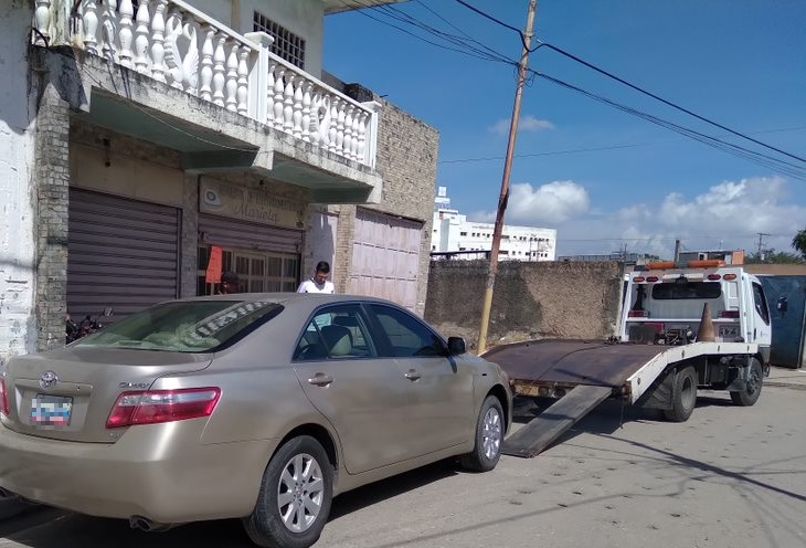 GruaPlataforma's tweet photo. Somos expertos en el transporte seguro y confiable de vehículos sobre grúas de plataforma.
Atención a compañías de seguros afiliadas.
¡Contáctanos hoy mismo! 📞 
#ServicioDeGrua #Valencia #Carabobo #Aragua #AsistenciaVial https://t.co/ExYu3u9g2v