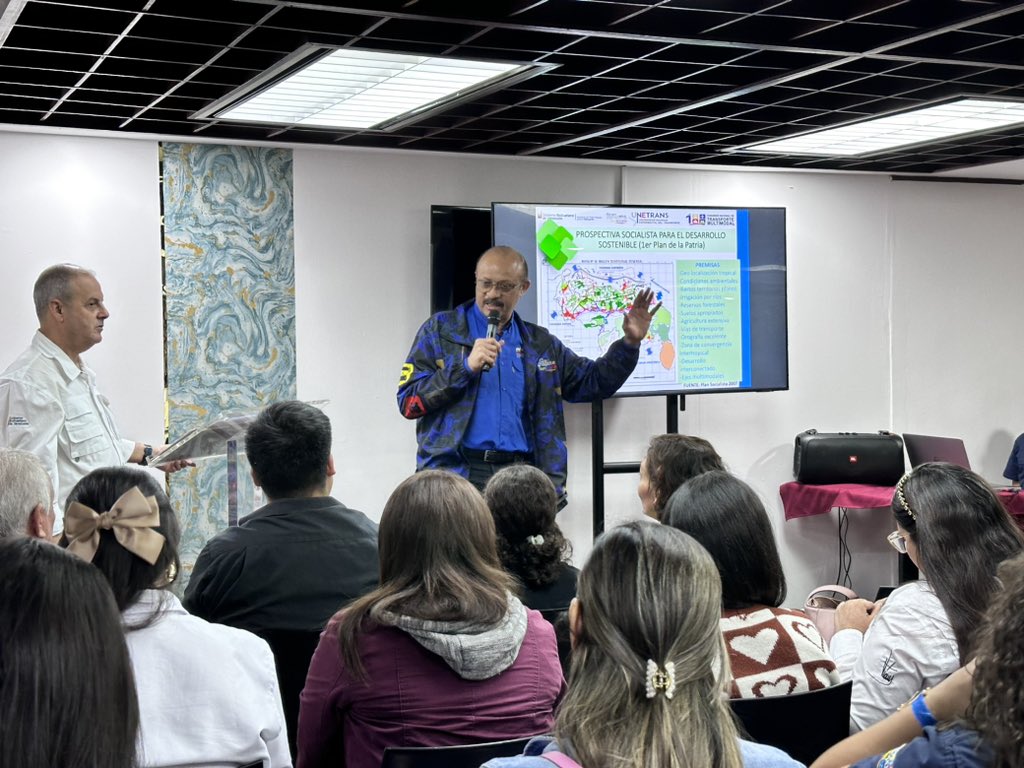 incanal_ve's tweet photo. #IncanalInforma|| El #CongresoMultimodal2024 es un evento académico e investigativo donde se expondrán temas sobre el desarrollo del transporte multimodal y sostenible para Venezuela.
@TransporteGobVe https://t.co/OCoPkEzOyZ