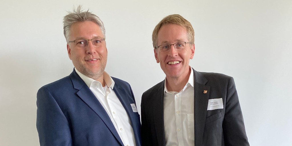 SasolSA's tweet image. We attended the 5th Industrial Policy Forum in Brunsbüttel. Plant Manager Peter Heberling and MP Daniel Günther discussed future solutions, while Ralf Bolte talked opportunities and challenges with Joschka Knuth and Mayor Schmedtje. #SasolChemicals #FutureSasol #Sustainability