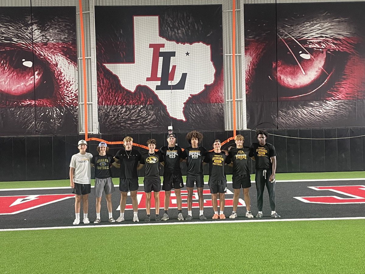 Steve McCann (@coach_mccannhhs) on Twitter photo Great work to start off summer!! Thank you to <a href="/ToddDodgeFBcamp/">Todd Dodge</a> for the hospitality!! Congrats to <a href="/BrannanOverstr1/">Brannan Overstreet</a> and <a href="/sdouglas05/">Saxtin Douglas</a> for camp award!
<a href="/gliston10/">Garrett Liston</a> <a href="/asher45403/">Asher Lawson</a> <a href="/kaleb_hickman24/">Kaleb Hickman</a> <a href="/reedgapen25/">Reed Gapen</a> <a href="/myles_bryant27/">Myles Bryant</a> <a href="/landonr_88/">Landon Robertson</a> <a href="/HHS_TigersFB/">Hernando Tigers Football</a> Great work to start off summer!! Thank you to <a href="/ToddDodgeFBcamp/">Todd Dodge</a> for the hospitality!! Congrats to <a href="/BrannanOverstr1/">Brannan Overstreet</a> and <a href="/sdouglas05/">Saxtin Douglas</a> for camp award!
<a href="/gliston10/">Garrett Liston</a> <a href="/asher45403/">Asher Lawson</a> <a href="/kaleb_hickman24/">Kaleb Hickman</a> <a href="/reedgapen25/">Reed Gapen</a> <a href="/myles_bryant27/">Myles Bryant</a> <a href="/landonr_88/">Landon Robertson</a> <a href="/HHS_TigersFB/">Hernando Tigers Football</a>