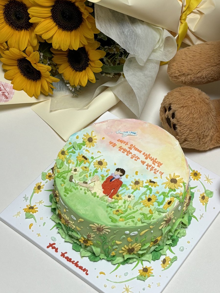 my66boy_'s tweet photo. 케이크 너무너무 예뻐 〰️🌻💛

#해차니_생일_와떠여
#SonOfMusicHaechanDay
#HAPPYHAECHANDAY https://t.co/ciabzDfGQC