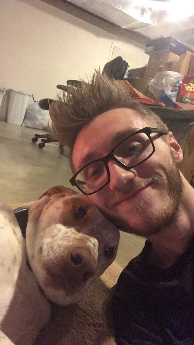 Ehbit_'s tweet image. I don’t really know how to say this, but Clyde is very sick. If you’re able to help, I’d appreciate it. He’s been my best friend for 10 years and I want to do everything I can for him. gofund.me/781cd50c