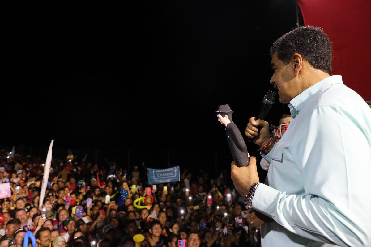 Les ratifico a Trujillo y al pueblo venezolano que el 23 de junio, el gran Cristóbal Mendoza llegará al Panteón Nacional, a estar al lado de Simón Bolívar y los héroes de nuestra independencia. Es una deuda que tenía con los trujillanos y conmigo mismo. ¡Llevémoslo juntos al