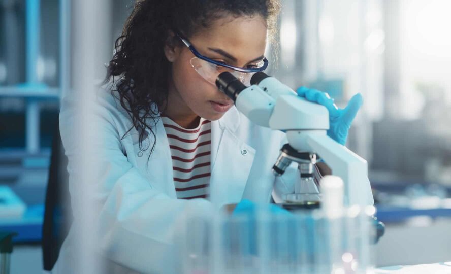GardnerPllc's tweet photo. Understanding your regulatory maturity will go a long way in successfully bringing a medical product to market in the U.S. Discover 5 high-level considerations that should be assessed throughout the life-cycle of your #medicalproduct here: https://t.co/vCYDJMIZCO https://t.co/38irr2Dvxs