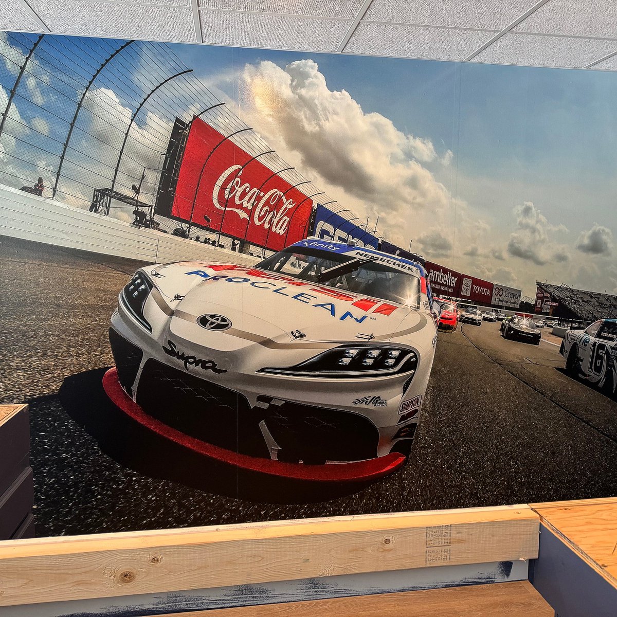 AMIGraphics's tweet image. Get ready to rev up your excitement at New Hampshire Motor Speedway! From sleek directional signs to jaw-dropping wall murals, we've left no detail untouched. Experience the thrill like never before with our silicone edge graphics! #NHMS #SpeedwaySignage #SiliconeEdgeGraphics