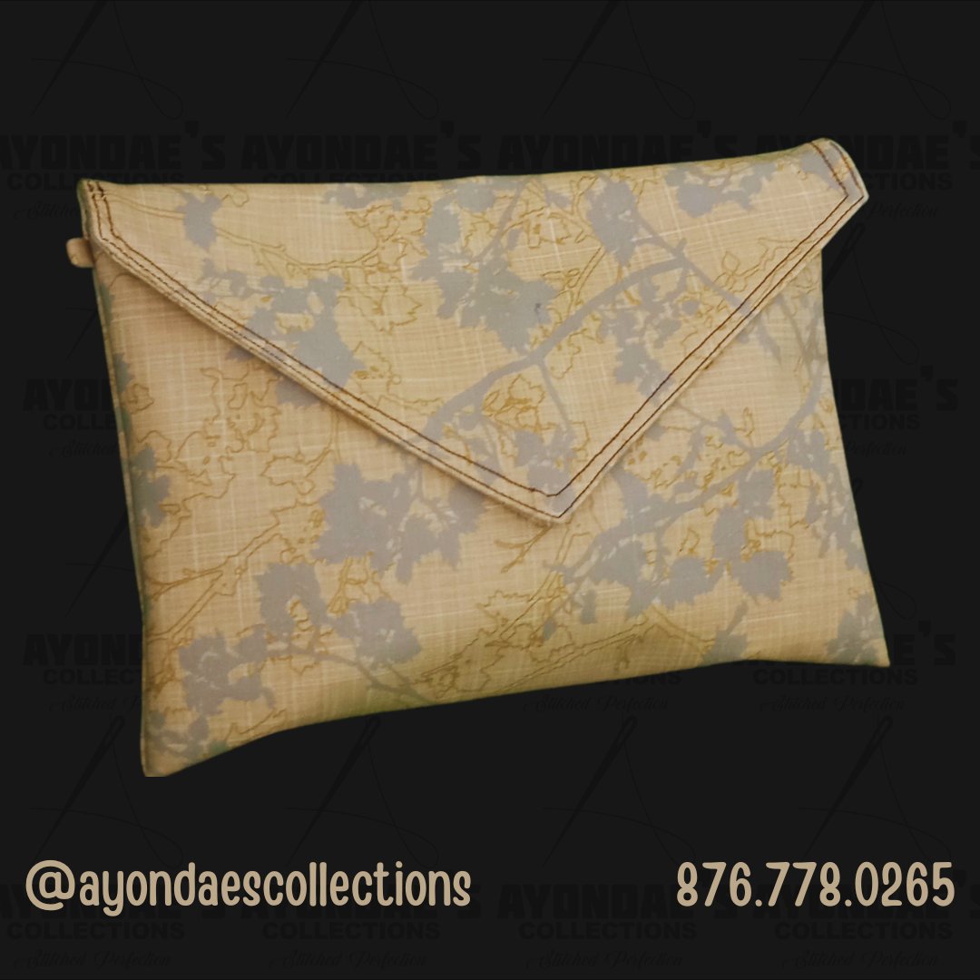 ayondaes's tweet photo. Level up your style game and graduate to glamour with our clutch purses! Perfect for those moments when you need to clutch onto your essentials and your spotlight. Don't just accessorize, clutch-cessorize – it's time to slay at every formal event

Shop on https://t.co/GhWsbXcKBO https://t.co/Nl0T7OSom2
