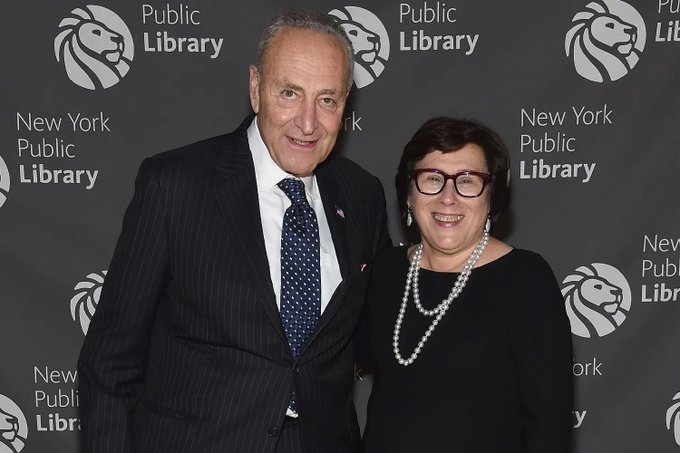 Acdoc88's tweet photo. Well, Chuck da Schmuck Schumer Married a #DudeWithBoobs So? https://t.co/GWqW7053aa
