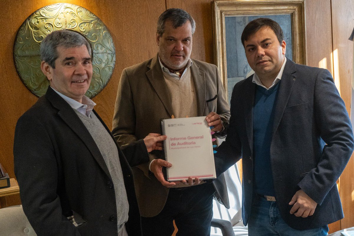 lopresti_lh's tweet image. Estuvimos en el Tribunal de Cuentas presentando el informe de la auditoría a la Municipalidad de Las Heras llevada a cabo por la Facultad de Ciencias Económicas de la UNCUYO. 

La misma tomó como muestra el período comprendido entre el 1 de enero al 10 de diciembre del 2023.