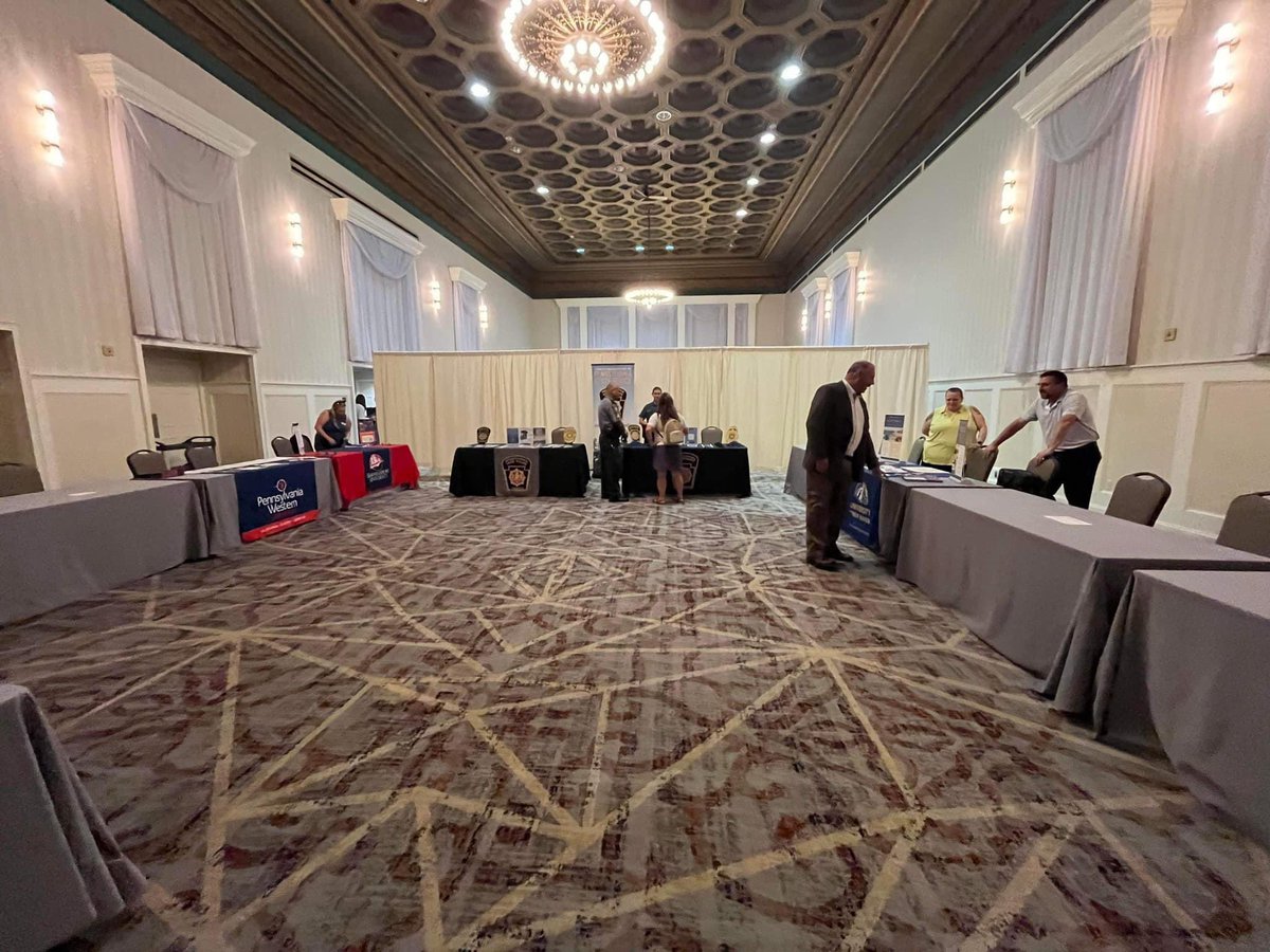 Exploring Gettysburg!! Thanks Michele for the awesome photos! Remember to tag us in your photos 🙂 Enjoy the conference!!