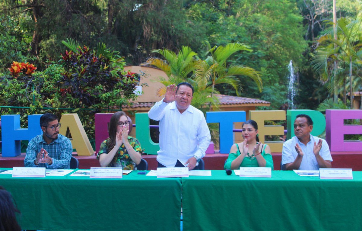 PepeGalindoC's tweet photo. En el marco del Día Mundial del Medio Ambiente que se celebra este 05 de junio, junto a mis compañeras y compañeros de la Secretaría de Desarrollo Sustentable (SDS), presentamos el calendario de actividades que se desarrollarán durante “Junio, Mes del Medio Ambiente”, en Morelos. https://t.co/so0js5idjg