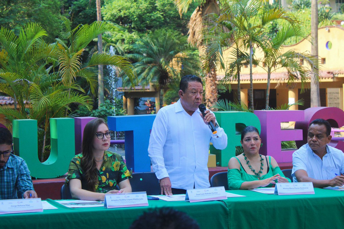 PepeGalindoC's tweet photo. En el marco del Día Mundial del Medio Ambiente que se celebra este 05 de junio, junto a mis compañeras y compañeros de la Secretaría de Desarrollo Sustentable (SDS), presentamos el calendario de actividades que se desarrollarán durante “Junio, Mes del Medio Ambiente”, en Morelos. https://t.co/so0js5idjg
