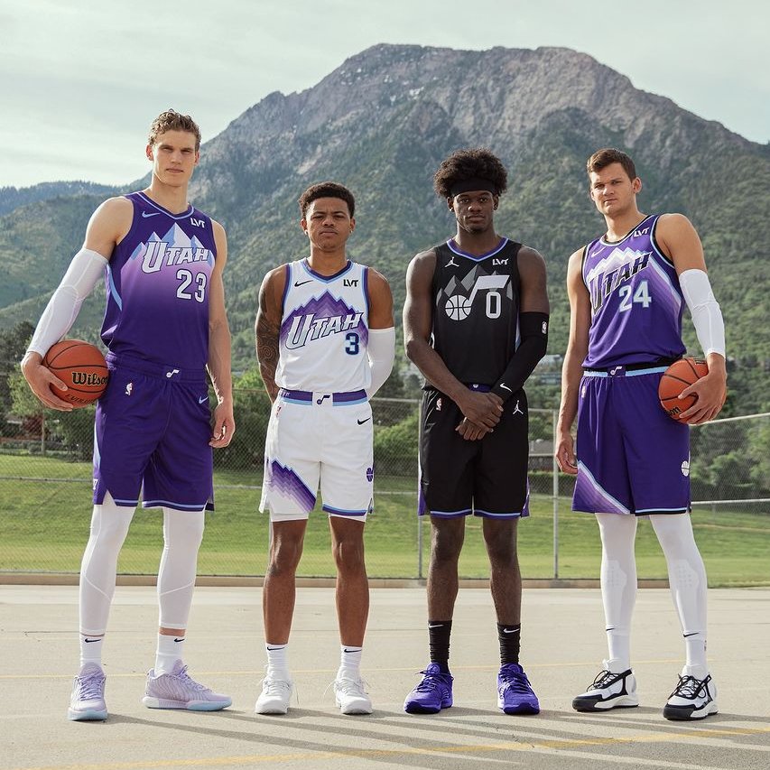 Sportsnet's tweet photo. The Utah Jazz unveil their new uniforms. 🏔️

📸: @utahjazz https://t.co/BVettwAmi5