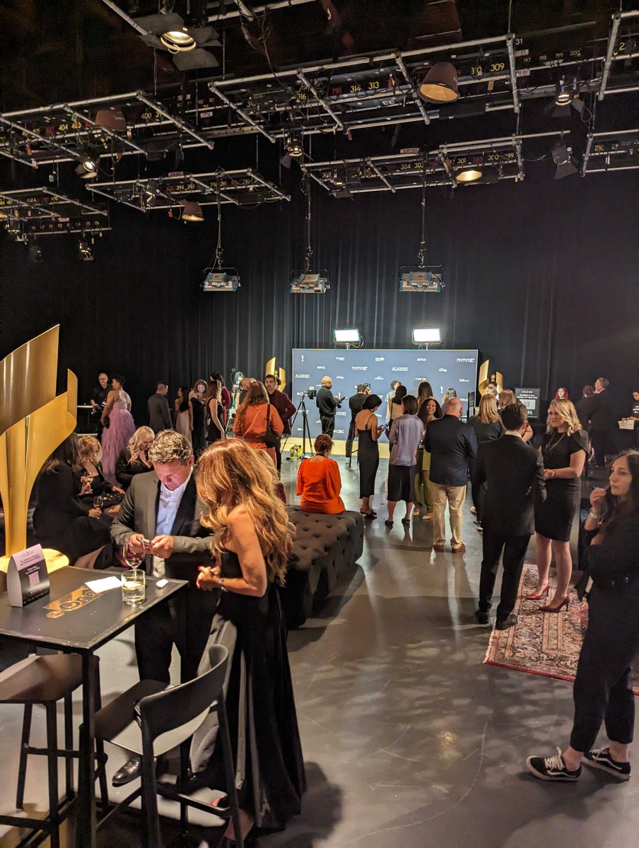 transformsai's tweet photo. Our team had the honour of attending the #CanadianScreenAwards, where our game, #LittleLearningMachines, was nominated for #BestVideoGame. It was an inspiring evening showcasing many amazing projects and excitement for the future of #Canadian #Creativity ✨ https://t.co/5k7UlIBgg3