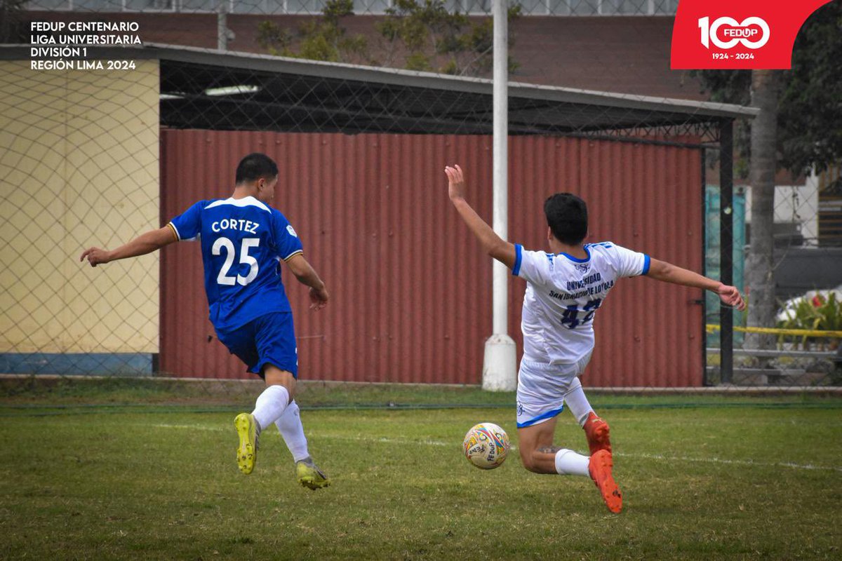 perufedup's tweet photo. ¡TRIUNFO AZUL! 🏆🔥⚽️
La #USIL ganó 3 a 1 frente a la  #EOFAP por la quinta fecha de la FEDUP Centenario Liga Universitaria de Fútbol División 1 Región Lima 2024. 🔝

📸 @arsa_digital_ / @victor.manuellee 

FEDUP, 100 años promoviendo el deporte universitario 💙❤️ https://t.co/yWoQVXwHHm
