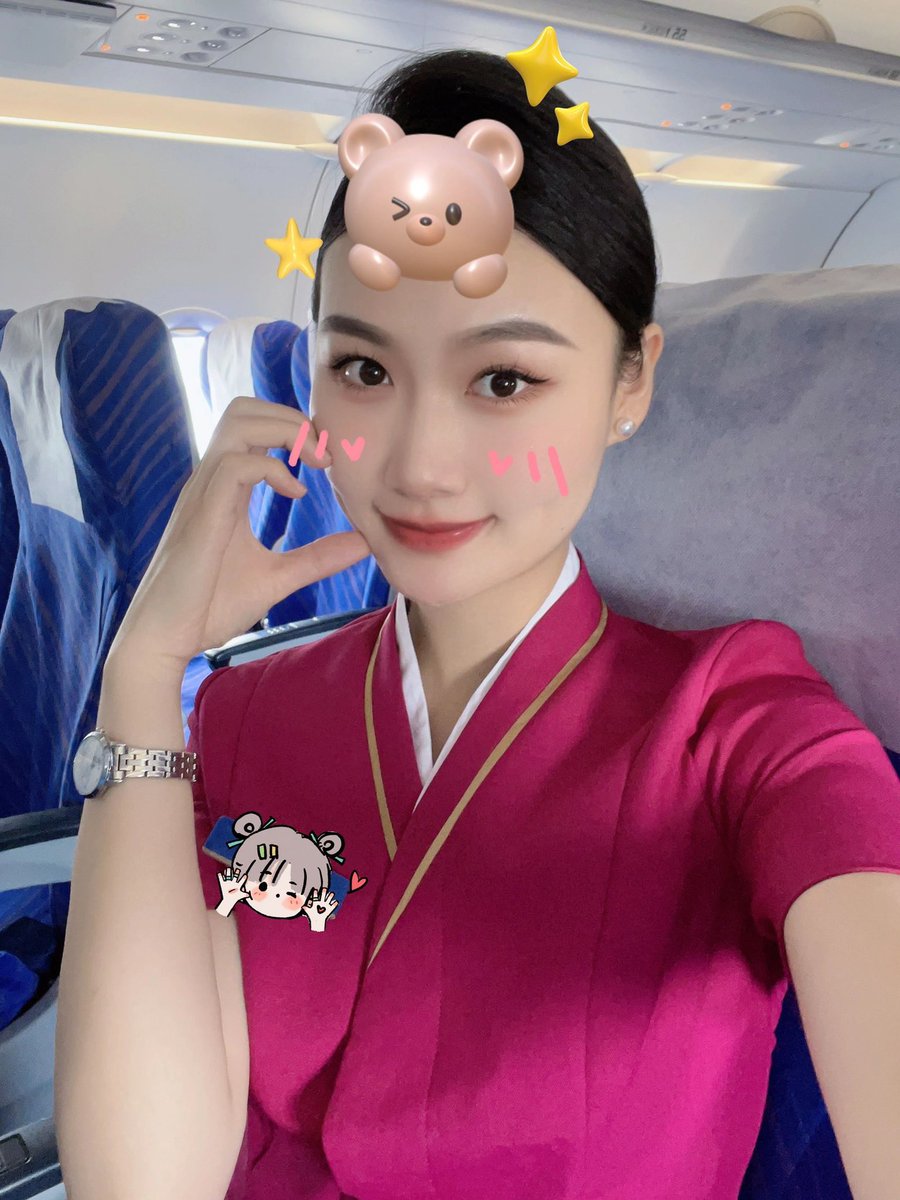 ying9063's tweet photo. 恋爱找我 我超甜 https://t.co/I3iPPTTwkY
