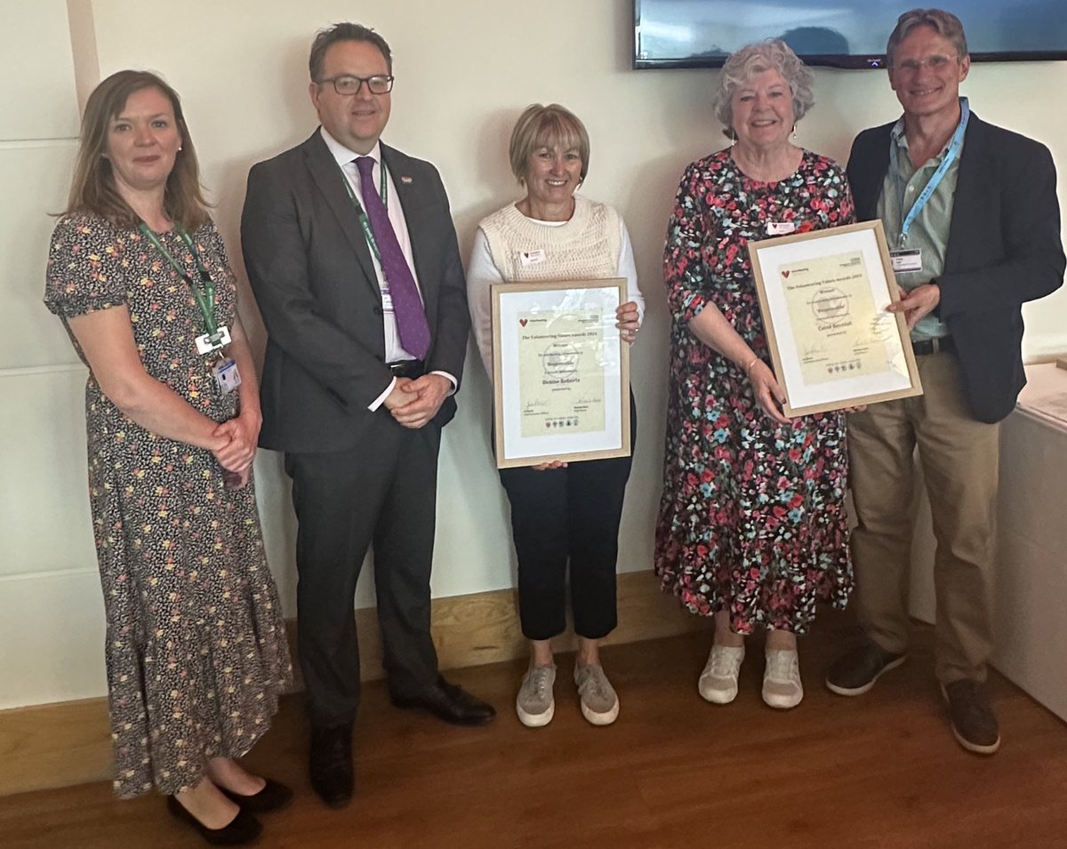 Volunteering Services (@krftvolunteers) on Twitter photo Our inspiring volunteers were treated to an afternoon tea yesterday <a href="/Pembroke_Lodge/">Pembroke Lodge</a>. We were joined by members of our exec team, who presented some of our incredible volunteers, with awards for their commitment and dedication to our trust values! #volunteersweek Our inspiring volunteers were treated to an afternoon tea yesterday <a href="/Pembroke_Lodge/">Pembroke Lodge</a>. We were joined by members of our exec team, who presented some of our incredible volunteers, with awards for their commitment and dedication to our trust values! #volunteersweek