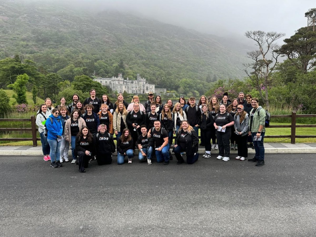 BHS Super Fans tweet media