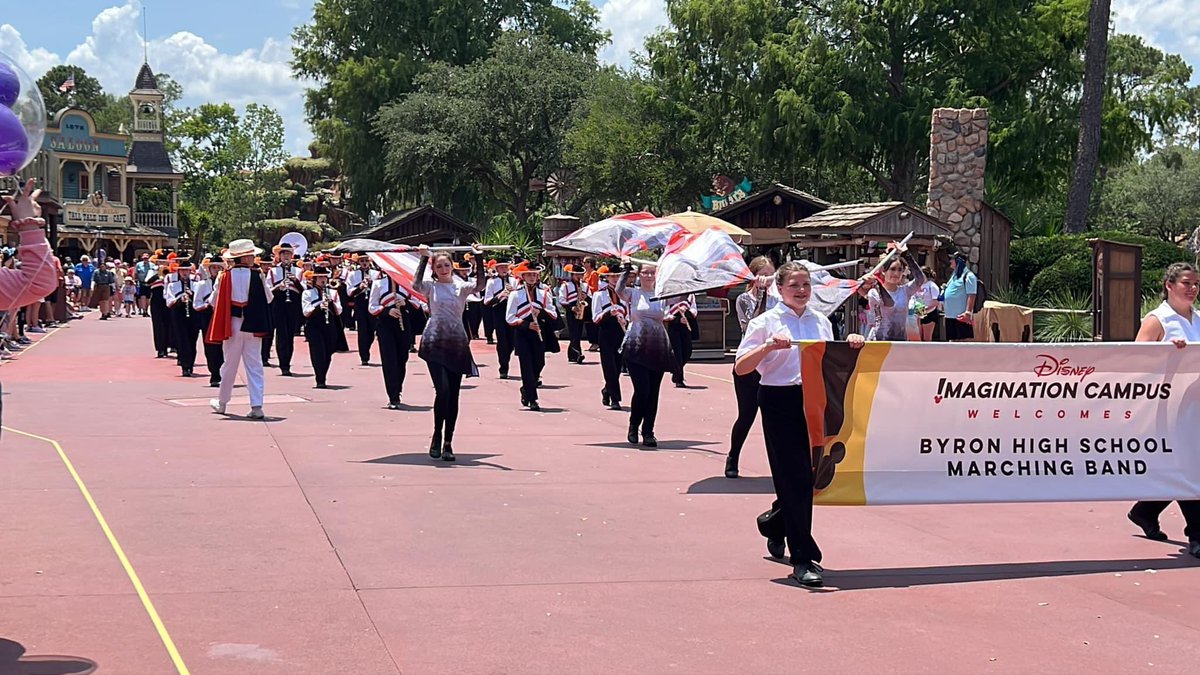 BHS Super Fans tweet media