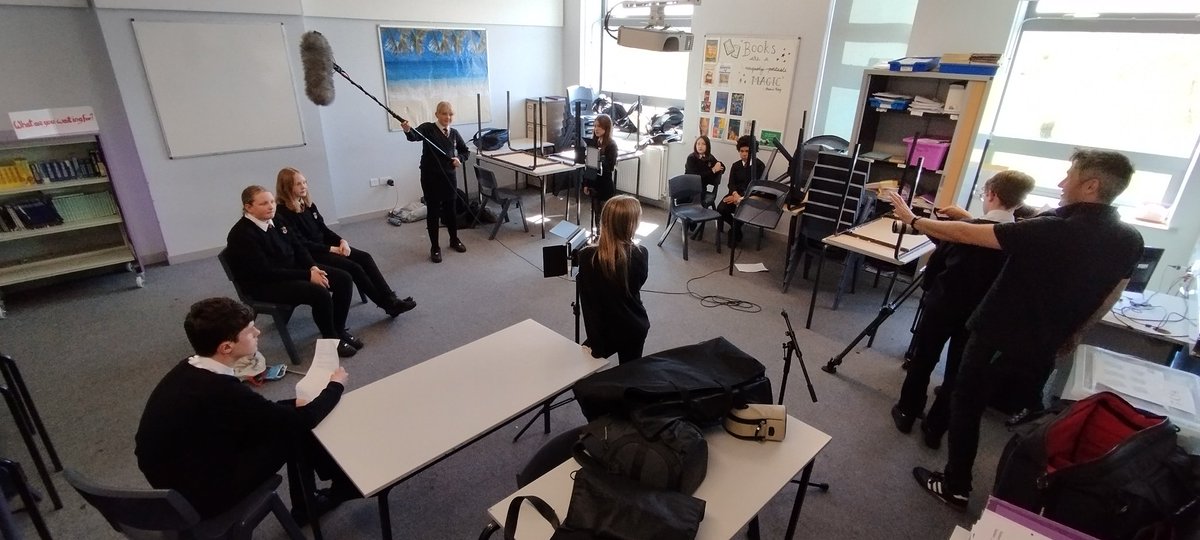 CommunityDchs's tweet photo. Fantastic afternoon today as Day 1 of @DCHSalnwick Climate Club filming with @krisdeeds @mylifefilm . Students worked really well as a team, running the shoot and using all the gear. Tomorrow - on location! @PeleTrust 🌍🎬🎤🎥🍃 https://t.co/9f0fJkNhCg