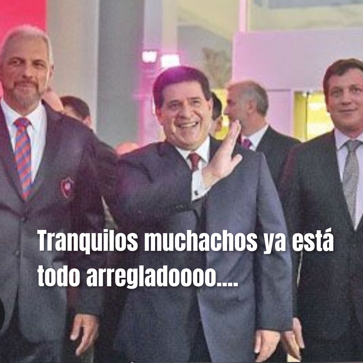 aratiripoty's tweet photo. Todo cocinado...

Enano achupinado hijo de mil putas!! https://t.co/S04dGILEH0