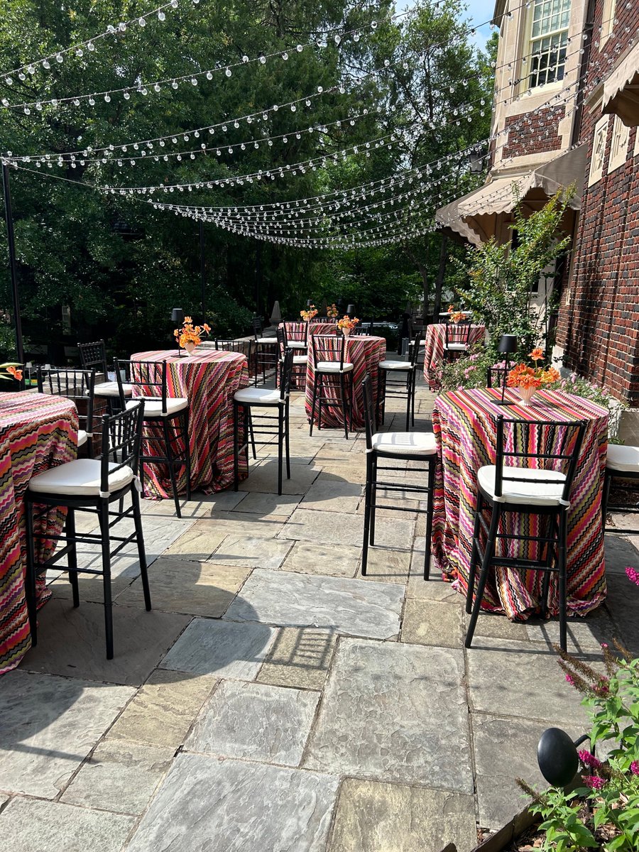harwelden's tweet photo. It's a beautiful day for a colorful reception. Design by Annie Brady. #harwelden #harweldenmansnion #eventcenter https://t.co/lOgAWn6emW