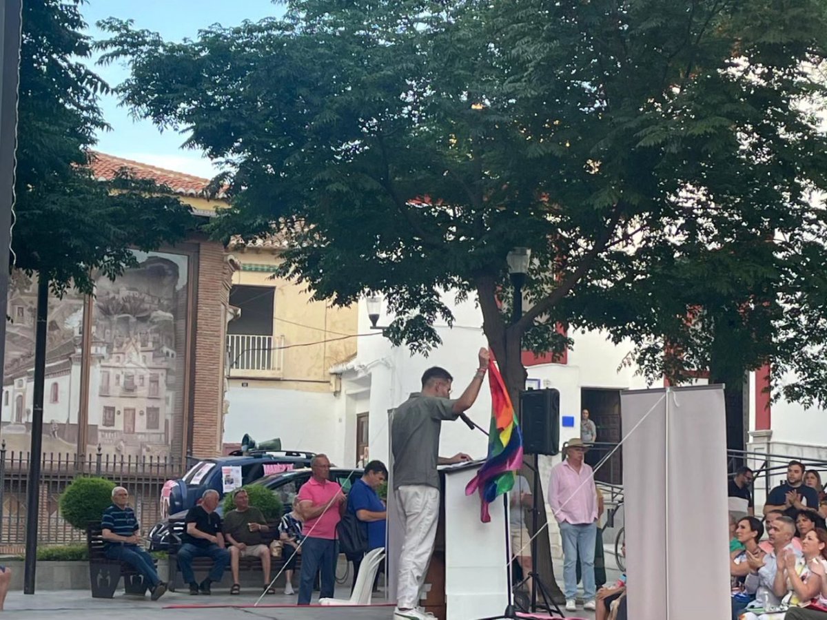 Hoy nos ha acompañado el compañero @antoniomaillo_ y ha sido un placer tenerlo en nuestra tierra.

Hemos visitado el barranco de Viznar, lugar de memoria histórica y democrática.

Después Acto en Maracena. Demostrando que desde los municipios marcamos el rumbo de europa.