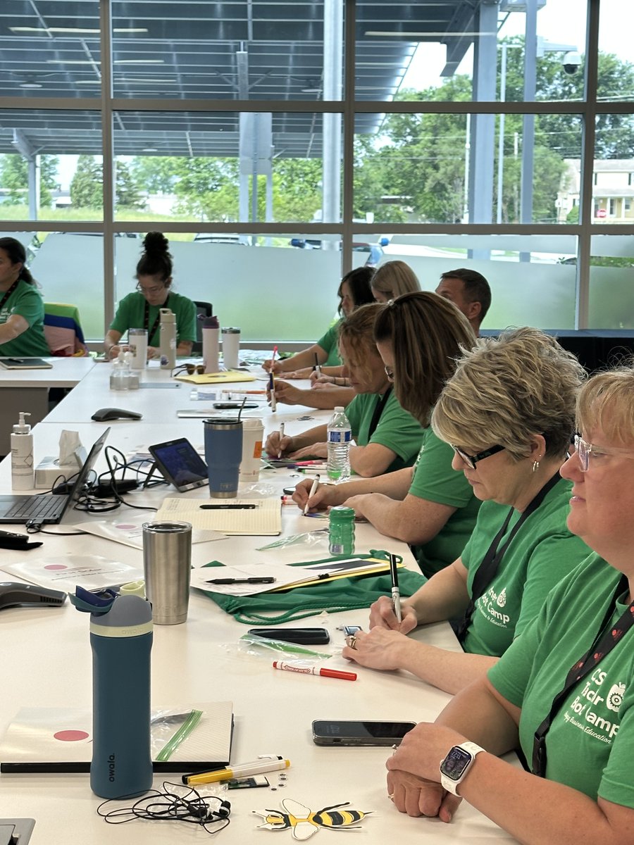Clay_CareerTech's tweet photo. Day Two of the Oregon City Schools Teacher Bootcamp brought our 17 participants and 2 facilitators to @CLE_CLF Toledo Direct Reduction Plant and @FirstSolar Walbridge Facility! We wrap up our business tours tomorrow! #CreateDiscoverLiveClayCT #OCSsuccess https://t.co/AmlZs9XSux