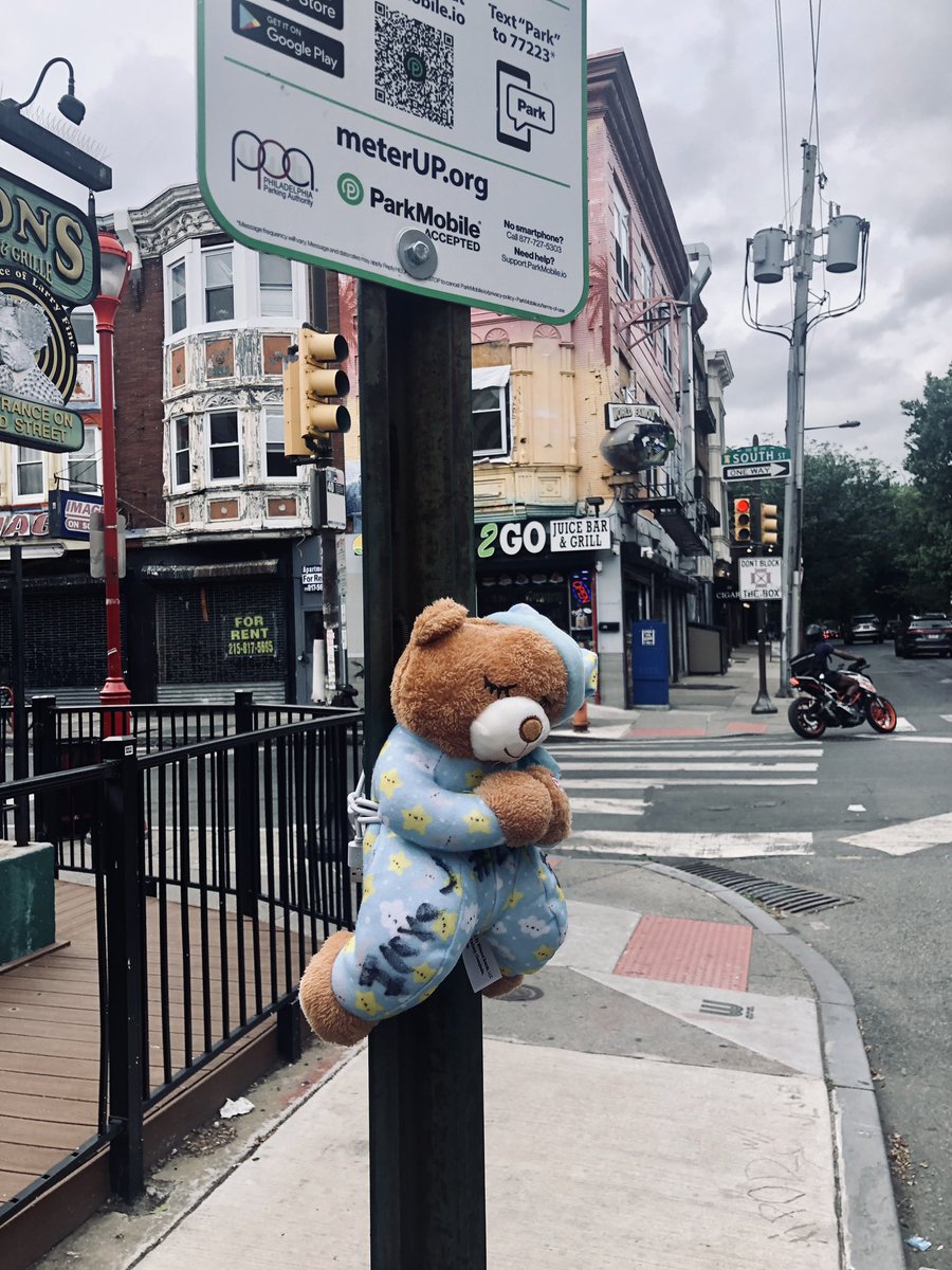 brocarthy's tweet image. this is how i sleep every night #unfrosted #unbothered 💅🏻