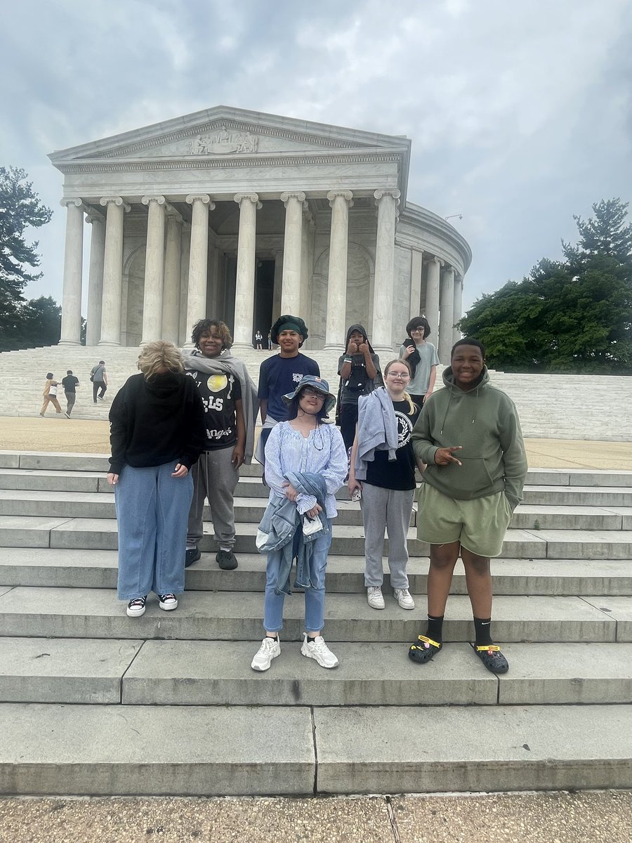 Danielle Alterio tweet media