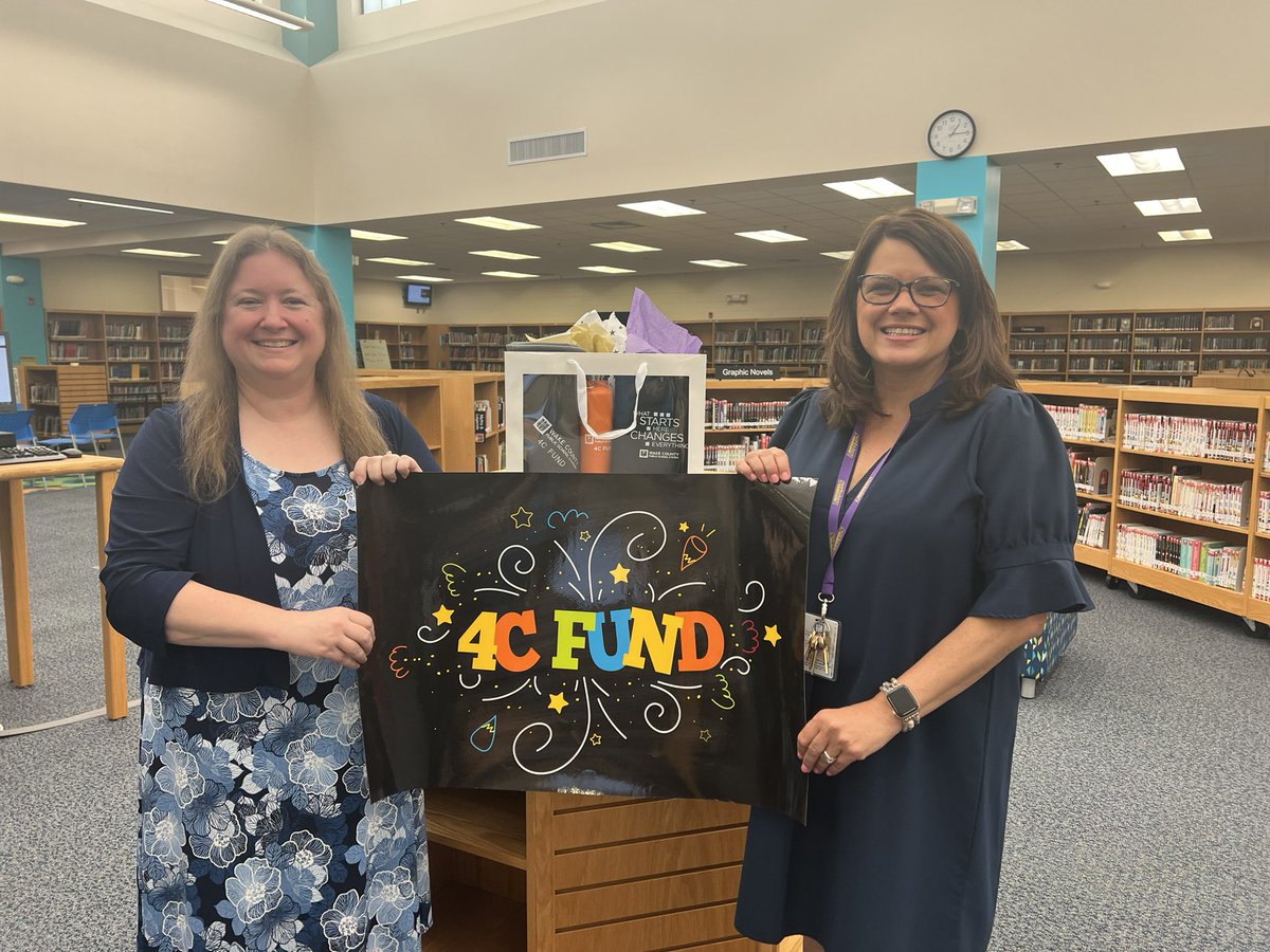 Raiford1's tweet image. Congrats to Mrs. Kibler, Mrs. Ferreira and Mrs. Shelton on receiving a 4Cs grant to build an interactive story walk between @MPMSleopards and @MillsParkElem #4Cs