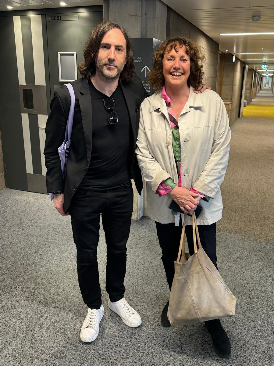 CarlowUMFA's tweet photo. “The highest thing you can do is tell a great story”

Many thanks to @paullynchwriter for talking to the @CarlowU #mfa students about the making of his #bookerprize winning novel #ProphetSong. Truly extraordinary 📖 🖊️ 

introduced to students by #poetry mentor @endawyley https://t.co/GkvaUz3uvr