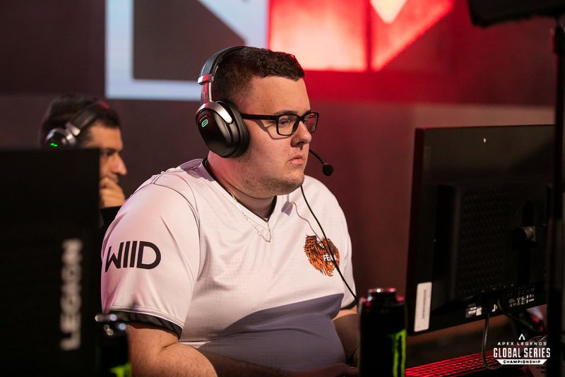 <a href="/Lusquinnn/">Lusquinn</a> <a href="/deluccaonly/">brzbacon 🇧🇷</a> <a href="/Kurevvv/">NIP Kurev</a>