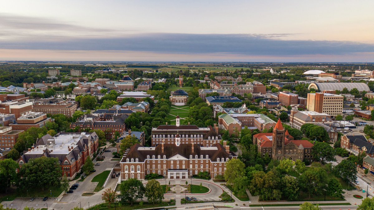 #ILLINOIS is one of 10 public New Ivies, per Forbes!

We aren't surprised—we've always known our students are amazing. 🧡⭐️