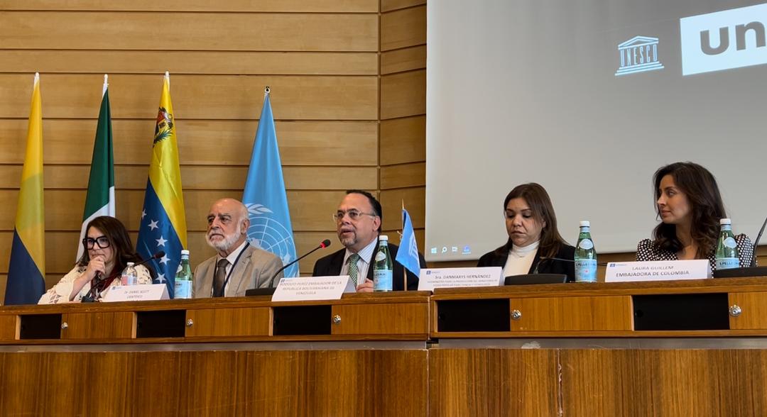 Presentamos ante la <a href="/UNESCO/">UNESCO 🏛️ #Education #Sciences #Culture 🇺🇳</a> los avances en materia de ciencia y tecnología que Venezuela ha alcanzado estos últimos años a pesar de las Medidas Coercitivas Unilaterales (MCU) impuestas de manera ilegal contra el país. 

Con motivo de la semana de América Latina y el Caribe, hemos