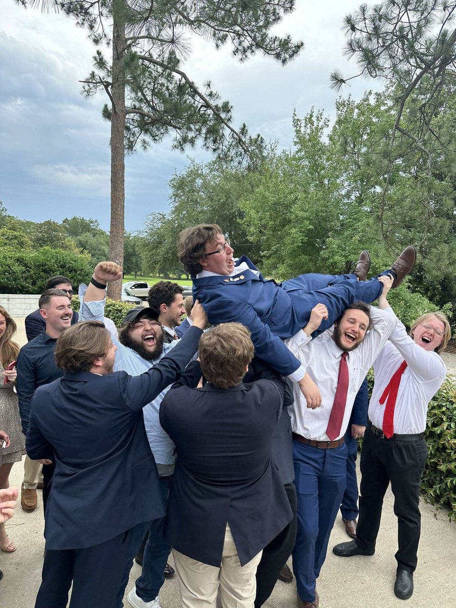 GSW Chi Phi tweet media