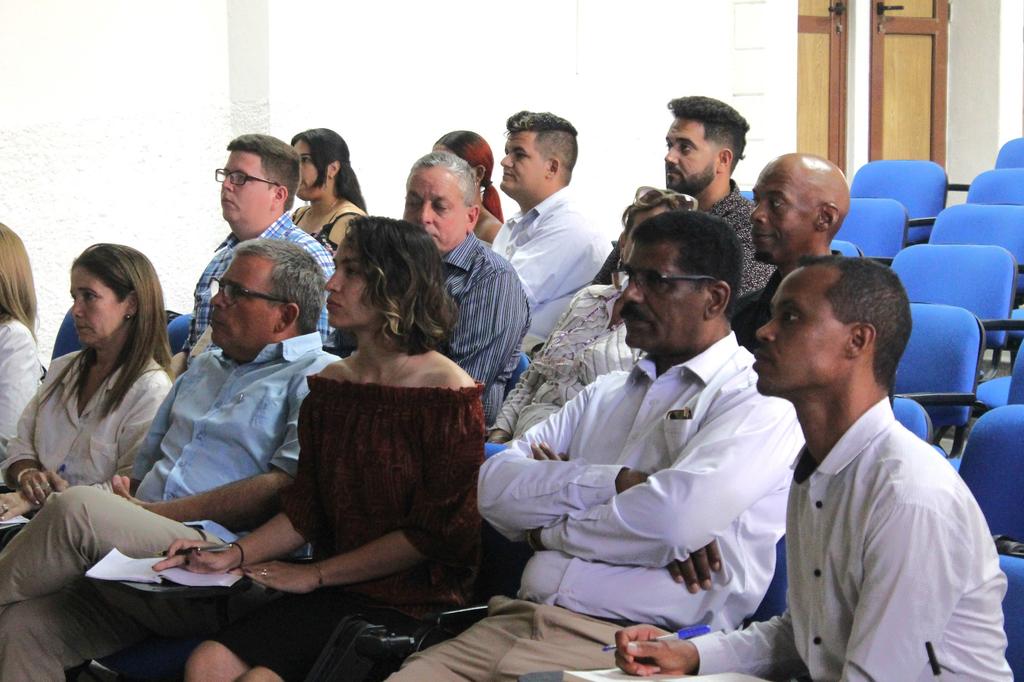 El Excmo. Sr. Dr. C. <a href="/TeshomeGenet/">Genet Teshome (PhD)</a>, Embajador Extraordinario y Plenipotenciario de la República Democrática Federal de Etiopía visitó el <a href="/IBPCU/">Instituto de Biotecnología de las Plantas</a>, con el objetivo de estrechar vínculos de colaboración interinstitucional. 
👉 Detalles 🤓 uclv.edu.cu/uclv-visita-de…