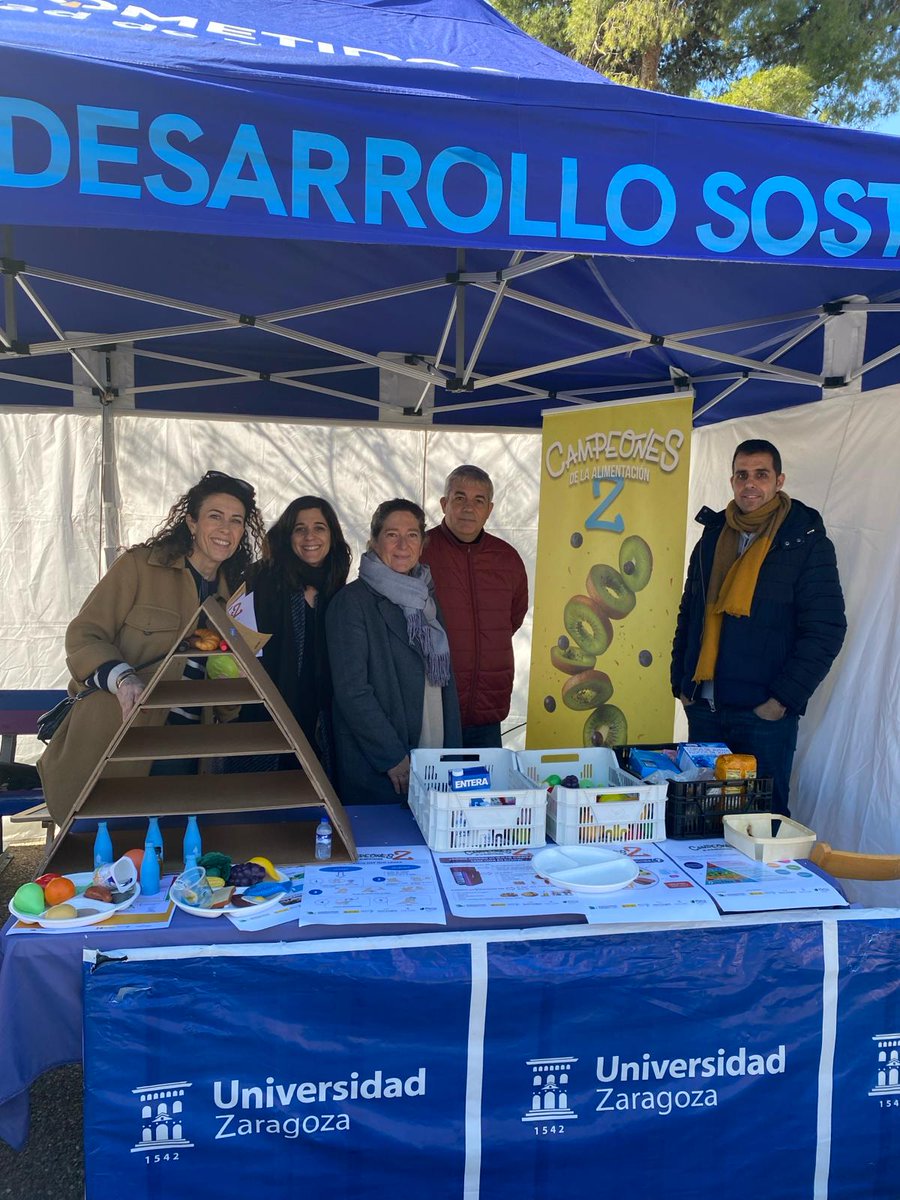 Concurso Campeones de la Alimentación Fest. 📢 ¡Campeones! ¡Sabemos que habéis estado ensayando! 🕵️‍♂️ ¡Últimas horas para mandar vuestras canciones! 🎤🎼 alimentandolaciencia.esciencia.es/campeones-de-l… @plenainclusionaragon @cookchef_institute <a href="/fecyt_ciencia/">FECYT</a> <a href="/unizar/">Universidad Zaragoza</a> <a href="/esciencia/">Esciencia Eventos Científicos</a> <a href="/fveterinariauz/">FacVeterinariaUNIZAR</a>