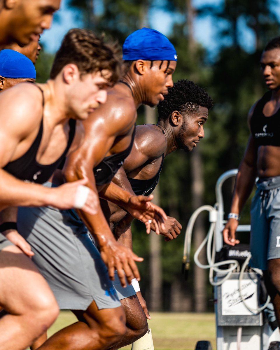 DukeFOOTBALL's tweet image. Track work 😈