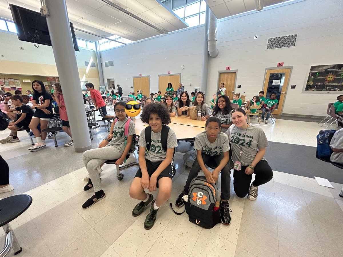 Corina Aresta tweet media