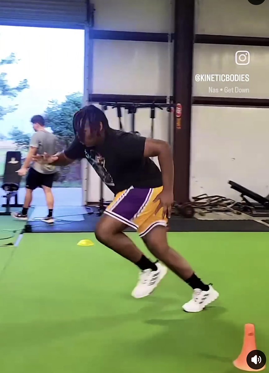 JaydenABurCO27's tweet image. Morning working mandatory 
Evening workout by choice

Grinding this summer
#2adays