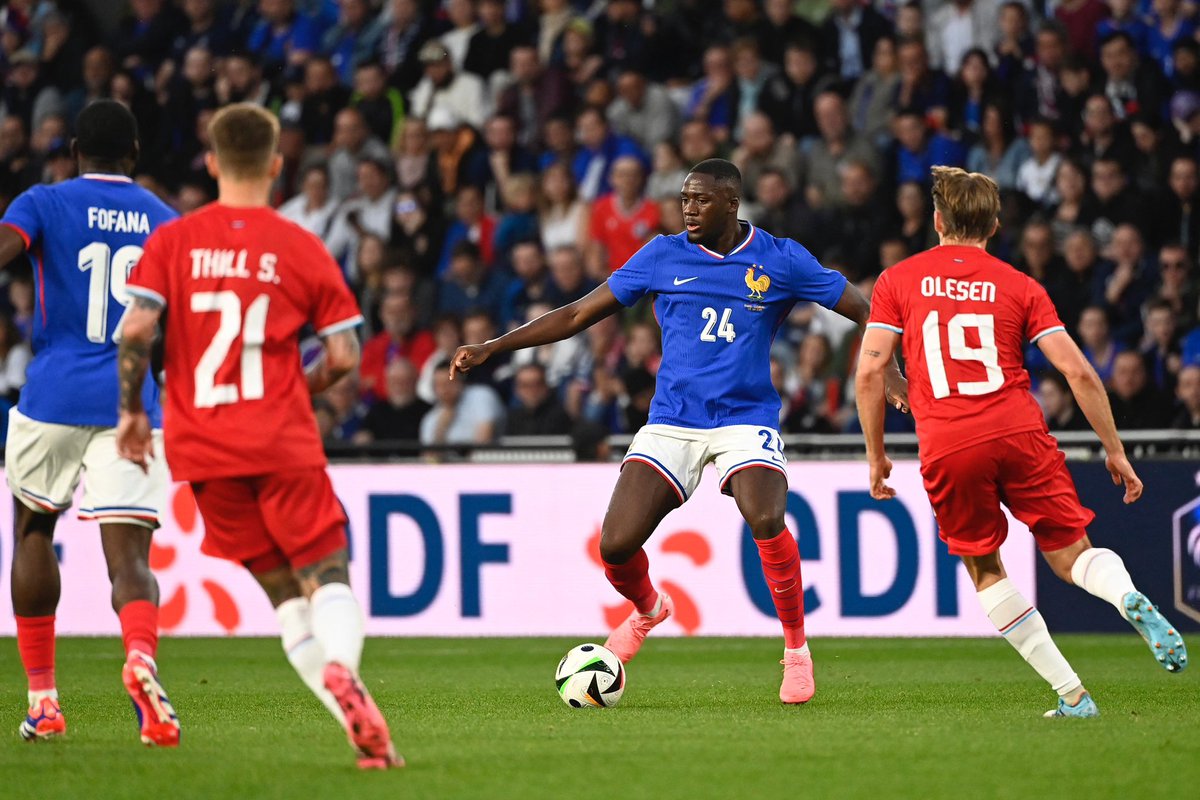 IbrahimaKonate_'s tweet image. Une belle victoire ! À dimanche! 🇫🇷👊🏾