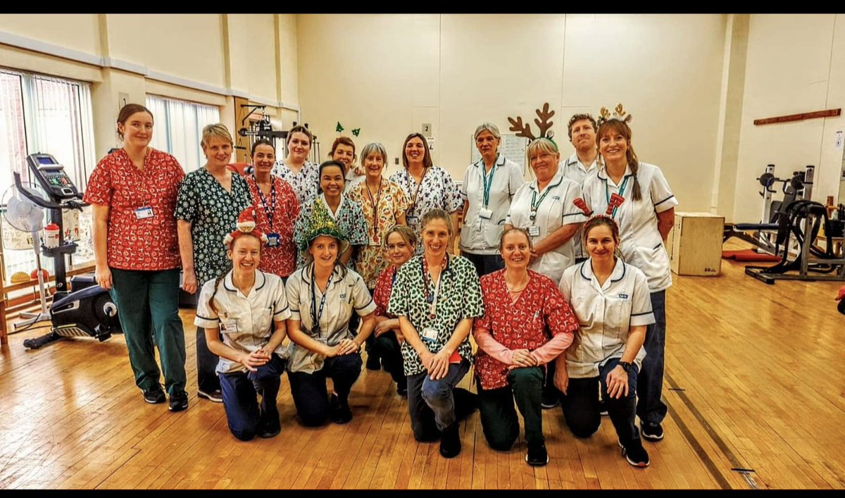 jayne4810's tweet photo. Last day as band 5 acute inpatient OT today at FGH onto pastures new as band 6 mental health OT #OT #newjob  Thanks all @FghTherapies for all the support and I'm going to miss you all. 💚 But first a wee break to relax  #occupationbalance https://t.co/L56U9jGt9X