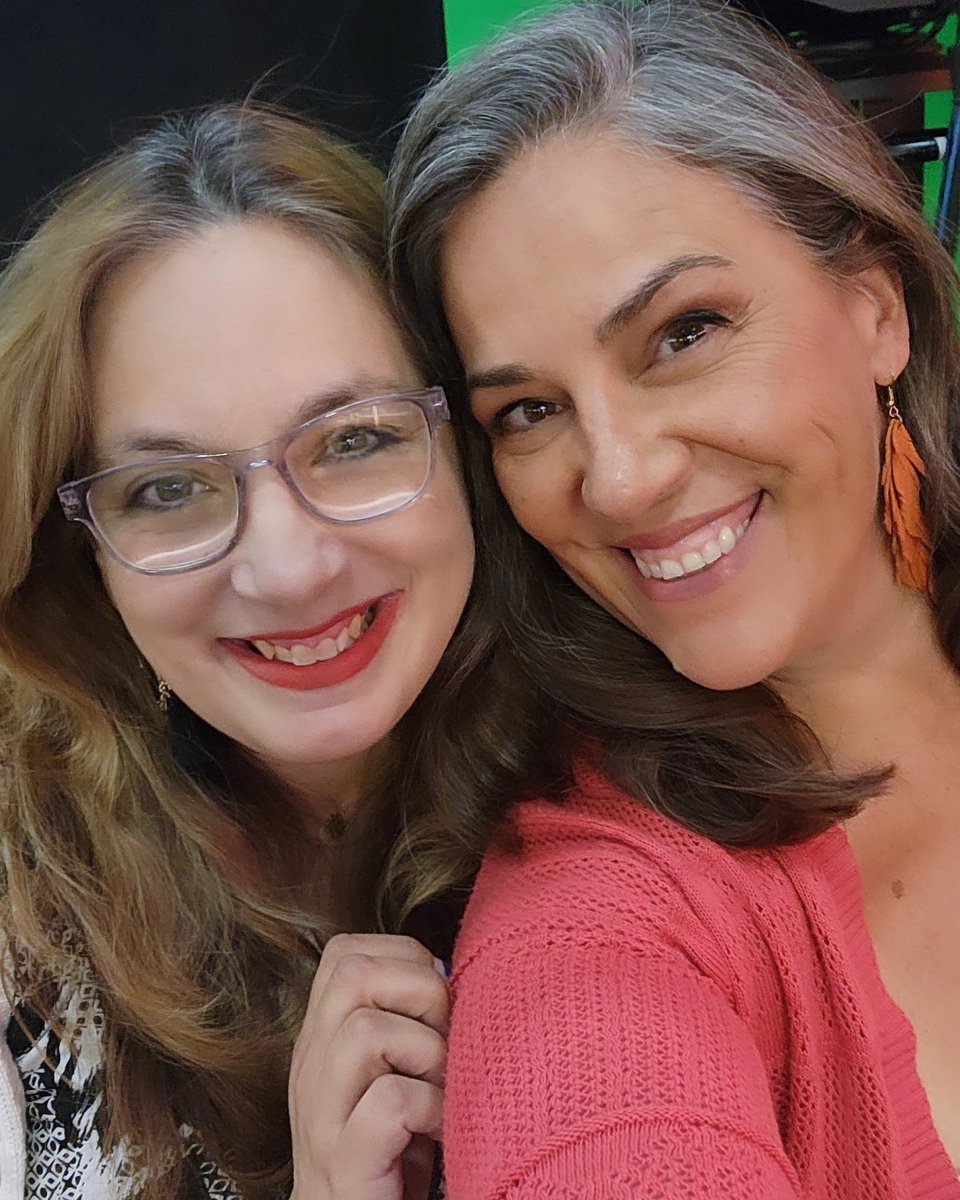 lev_social's tweet photo. It's always a fun bump of attention &amp; engagement your clients get with a little on-air time.  Big thanks to my dear friend Elaina Bhattacharyya for assisting with the Morning Blend segment.  

#vegasvalleywinery #marketing #marketingvegas https://t.co/zDhOhw4NuM