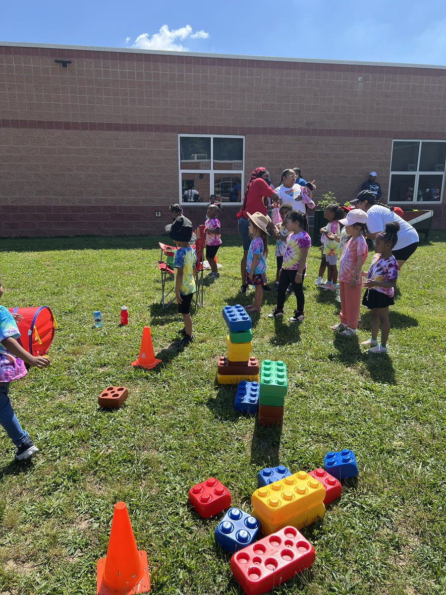 Peace out, PreK. Next stop…KINDERGARTEN!